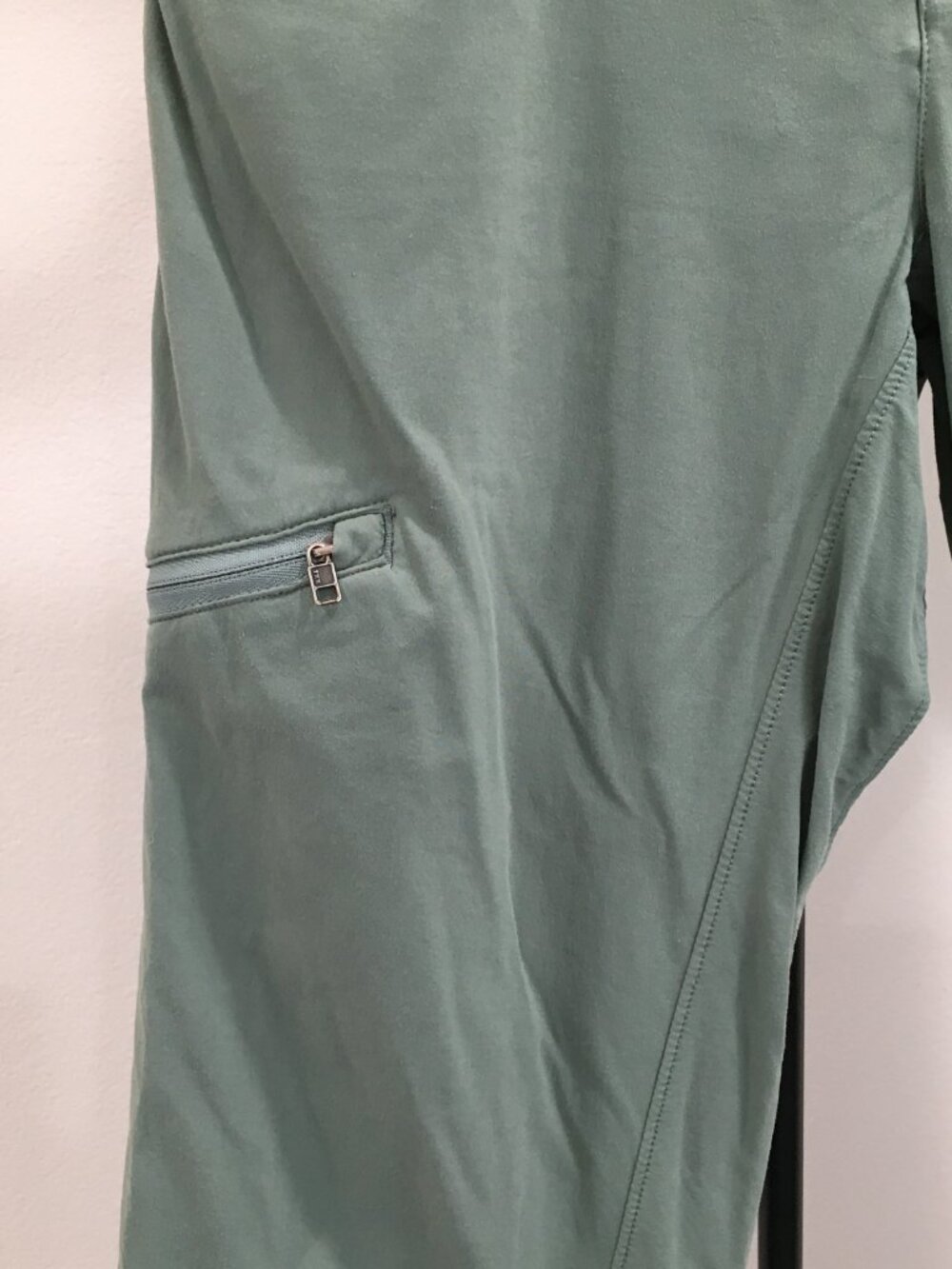 PATAGONIA Green Adjustable Convertible Leg Zip Pockets Hiking Activewear Pant - Picture 9 of 16